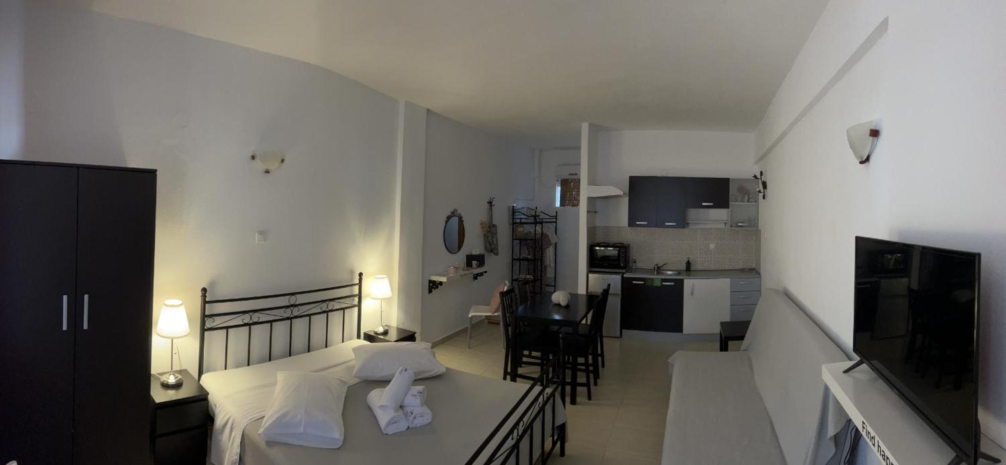 Liani Ammos Apartment อาโมเลียนี ภายนอก รูปภาพ