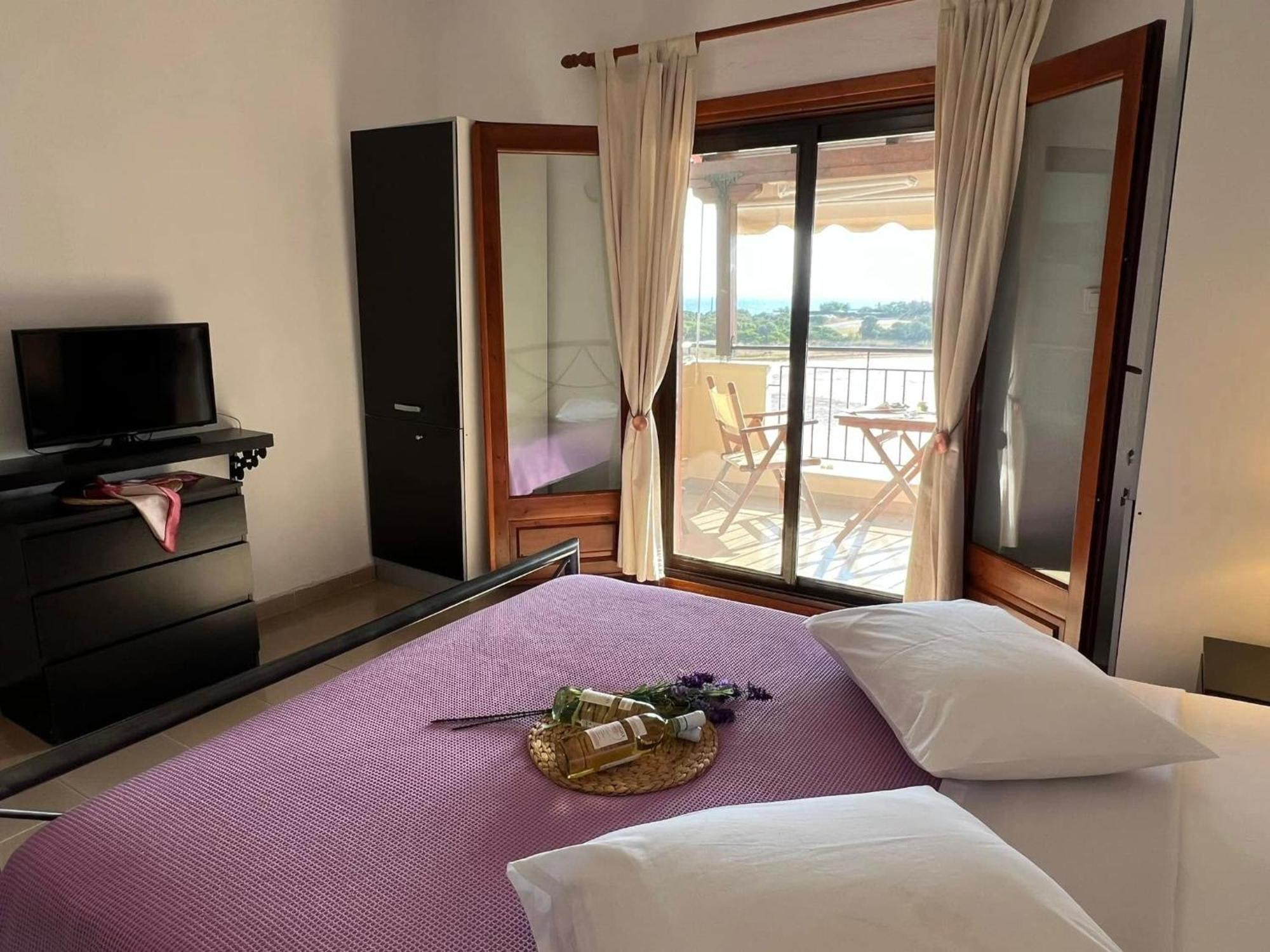 Liani Ammos Apartment อาโมเลียนี ภายนอก รูปภาพ